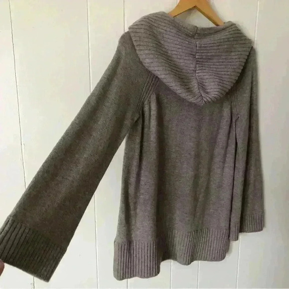 Ann Taylor Hooded Wool Blend Sweater Size S - Picture 7 of 8